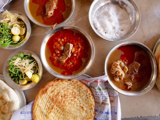 https://blackglaciertours.com/wp-content/uploads/2021/02/Punjab-Food-640x480.jpg