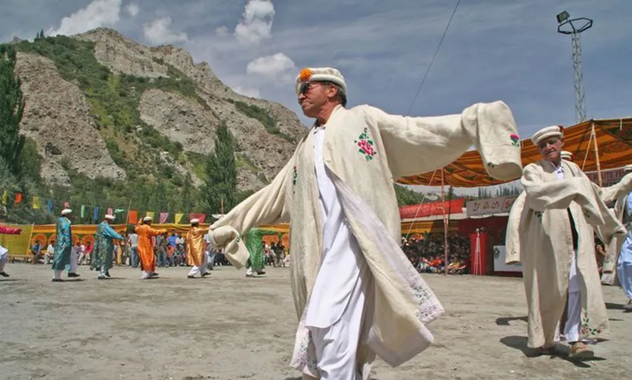 Hunza-Cultural-Tours