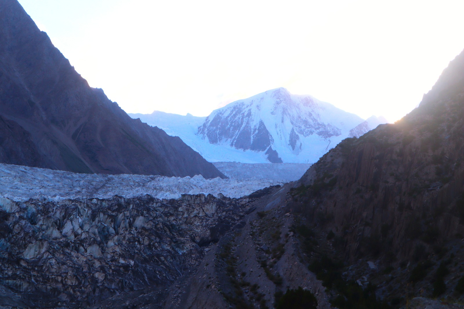 passu glacier bgt